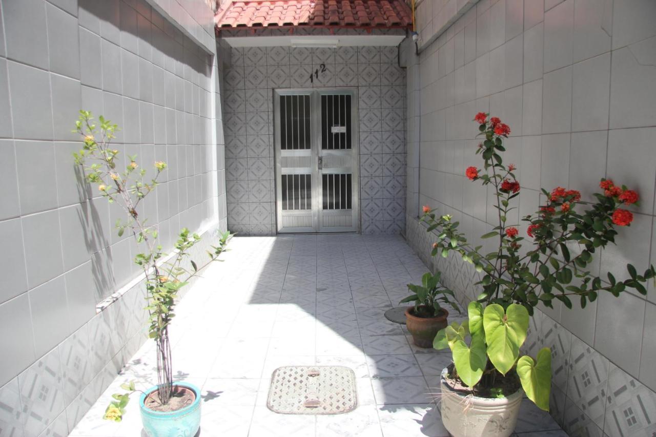Habitación en casa particular Privativo Em *